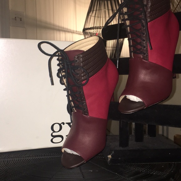 Gwen Stefani Bordeaux Open-toe Lace Ankle Bootie - Picture 1 of 6